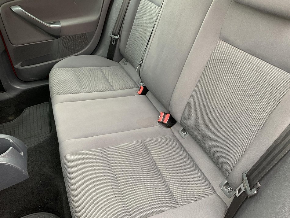 Volkswagen Golf 1.4i 