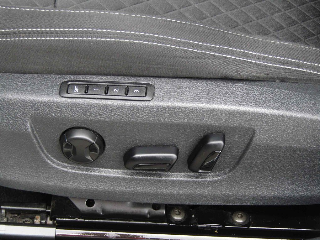 Škoda Superb 2.0 TDi Style