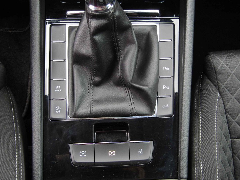 Škoda Superb 2.0 TDi Style