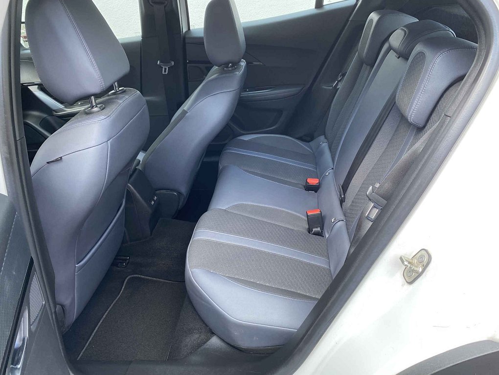 Peugeot 2008 1.2 PT Allure