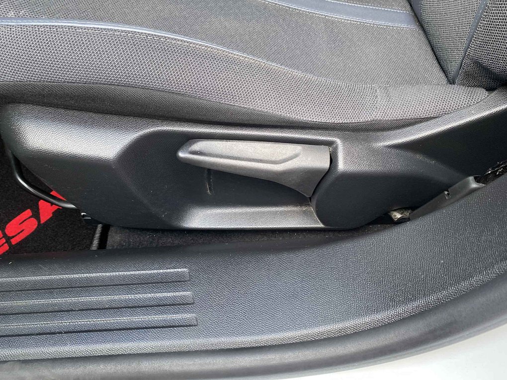 Peugeot 2008 1.2 PT Allure