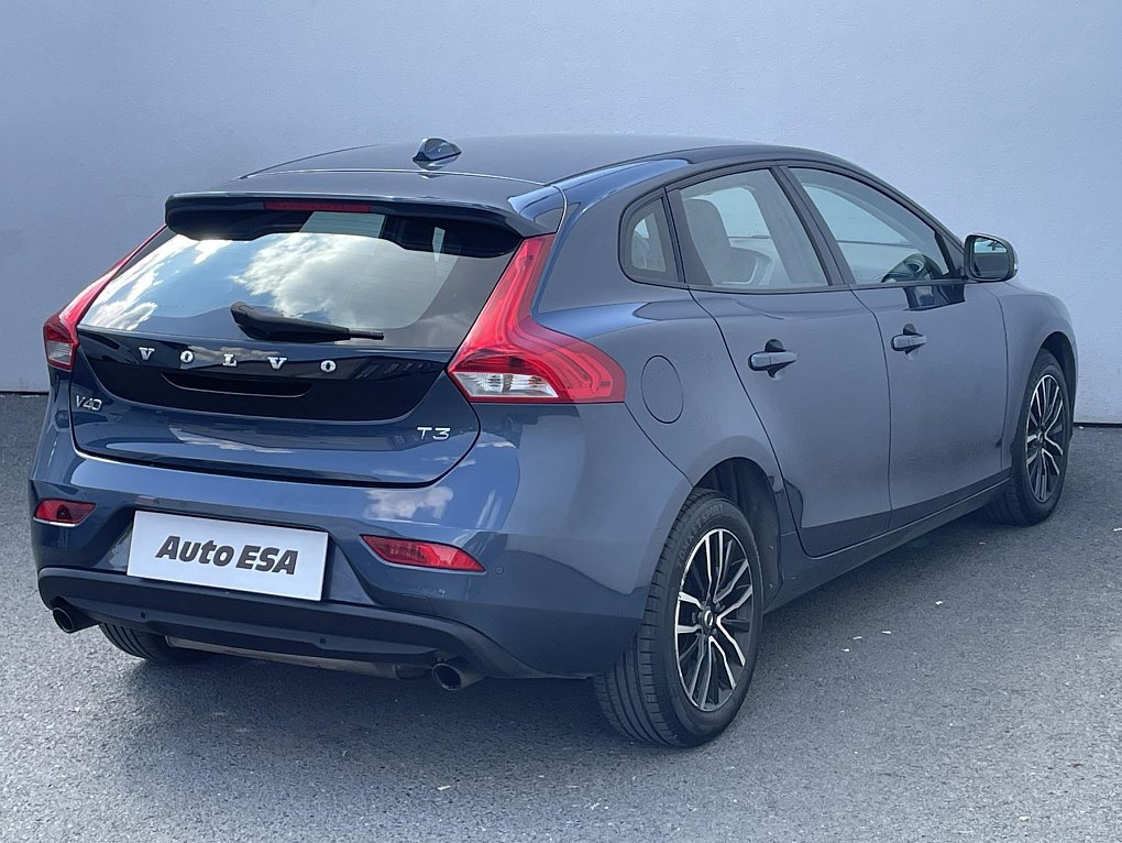 Volvo V40 1.5 T3 Momentum