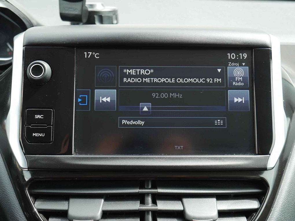 Peugeot 208 1.6i 