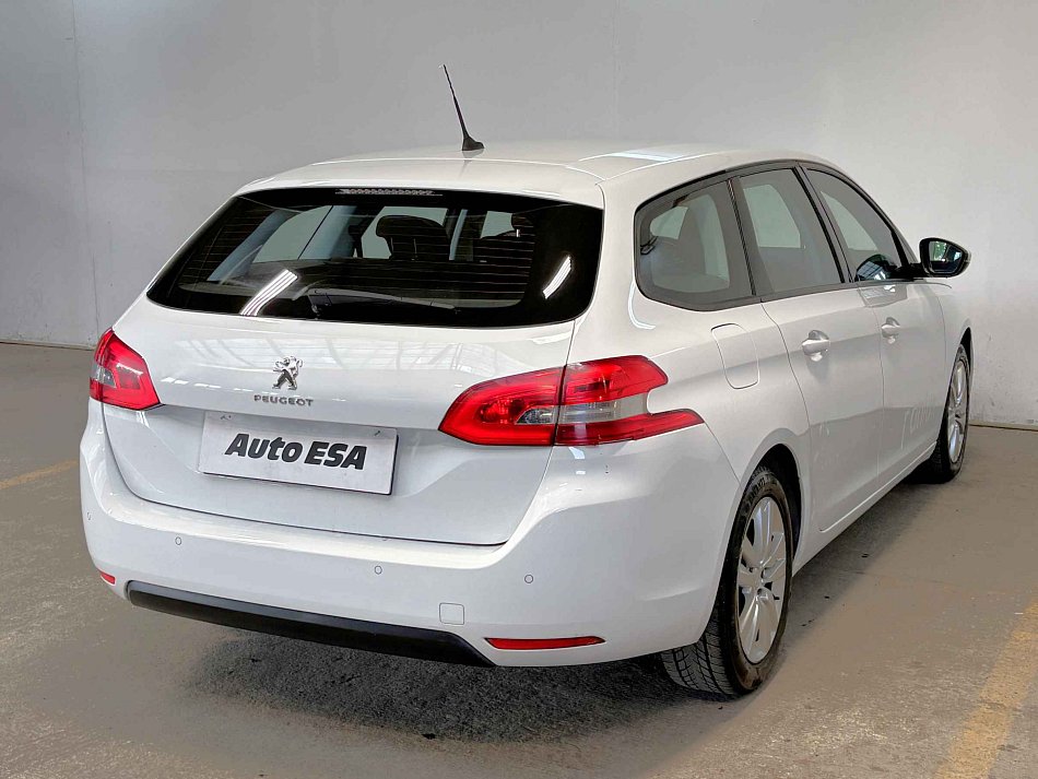 Peugeot 308 1.5 HDi 