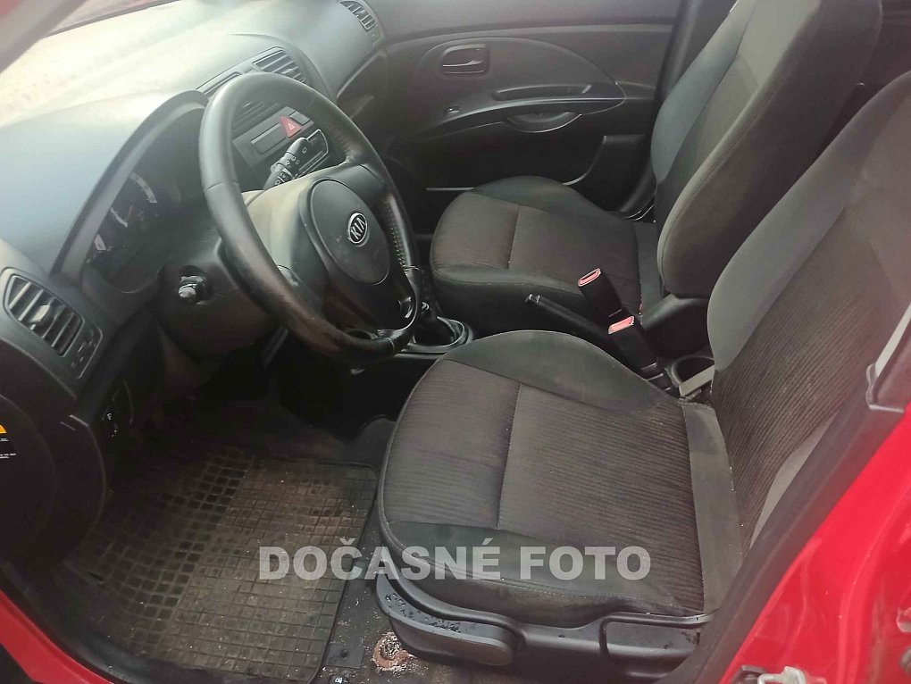 Kia Picanto 1.1i 