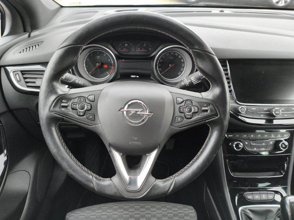 Opel Astra 1.4T Dynamic