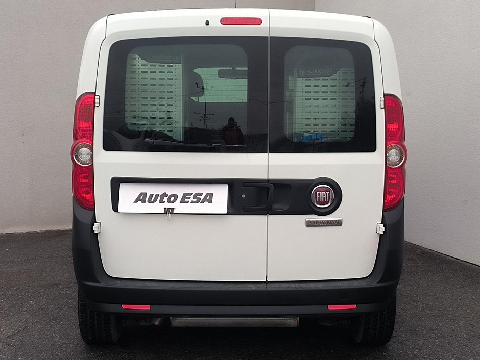 Fiat Dobló cargo 1.4T CNG  DÍLNA