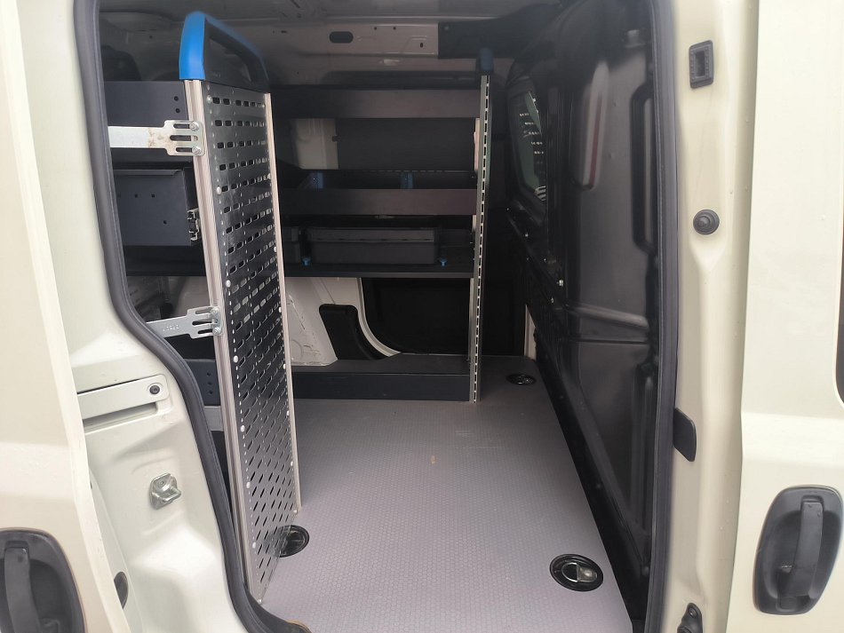 Fiat Dobló cargo 1.4T CNG  DÍLNA