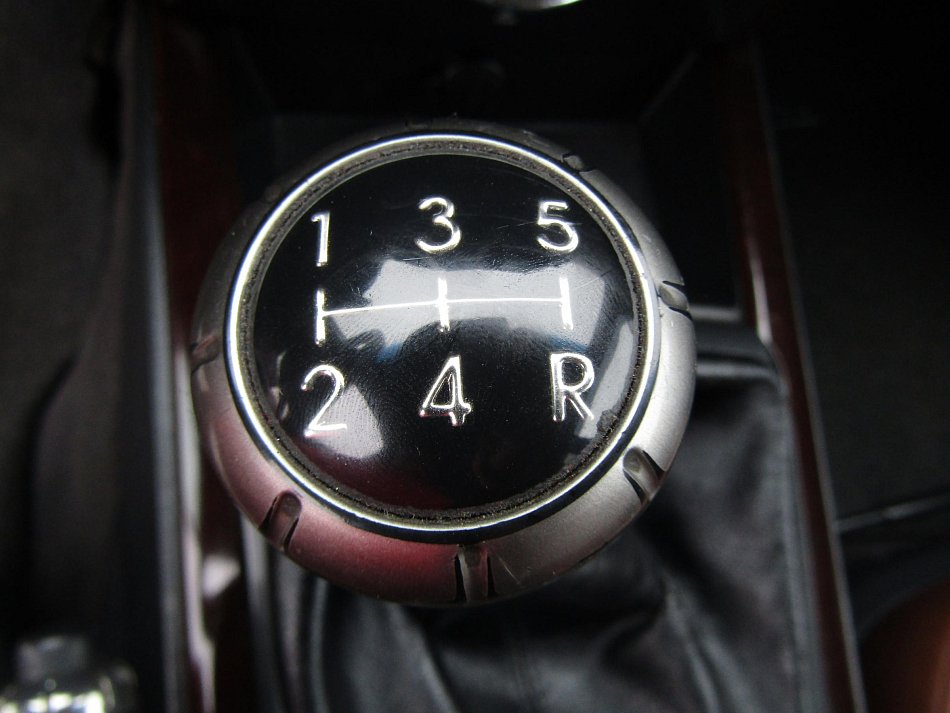 Kia Sorento 2.5 CRDi 