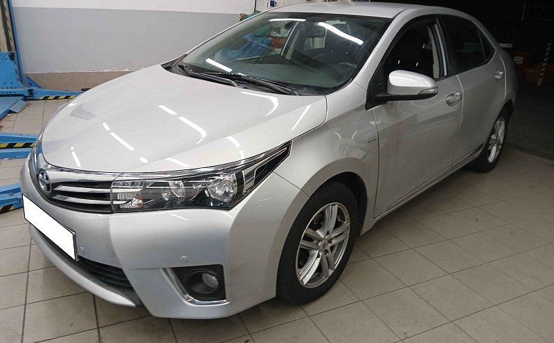 Toyota Corolla 1.6 i 