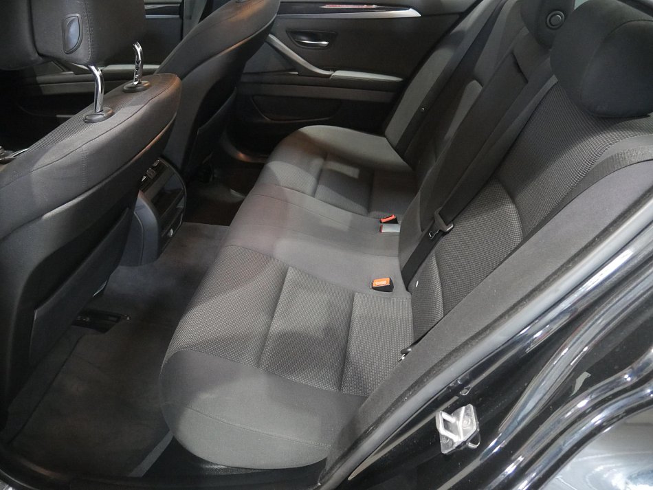BMW Řada 5 2.0 D  520 D