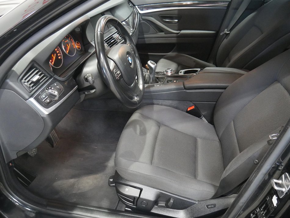 BMW Řada 5 2.0 D  520 D