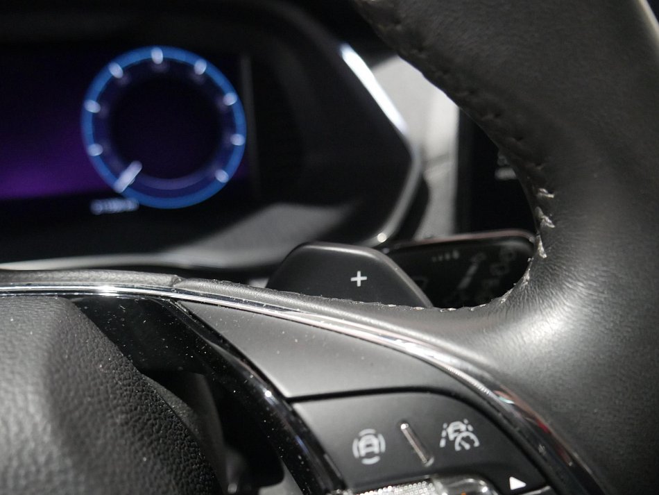 Škoda Octavia IV 2.0 TDi 