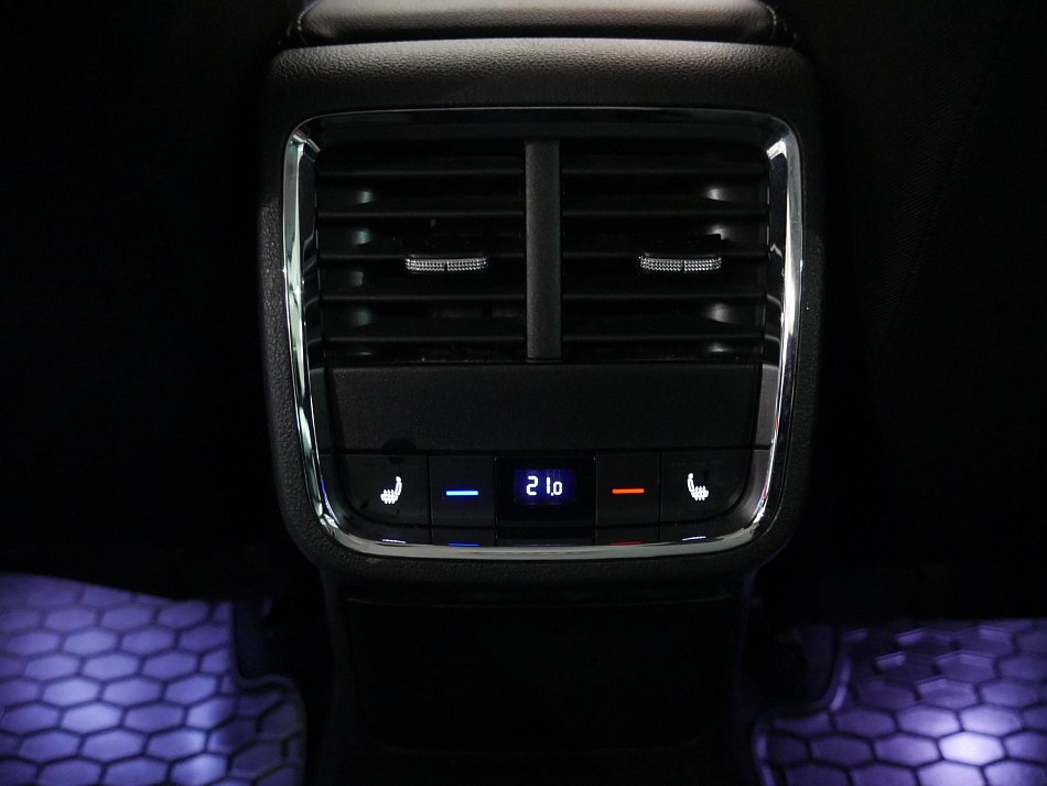 Škoda Octavia IV 2.0 TDi 