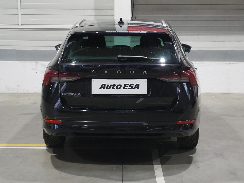 Škoda Octavia IV 2.0 TDi 