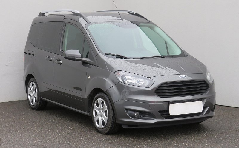 Ford Tourneo Courier 1.0T 
