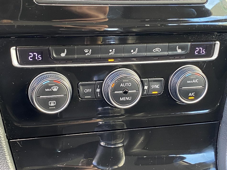 Volkswagen Golf 1.6 TDi Highline