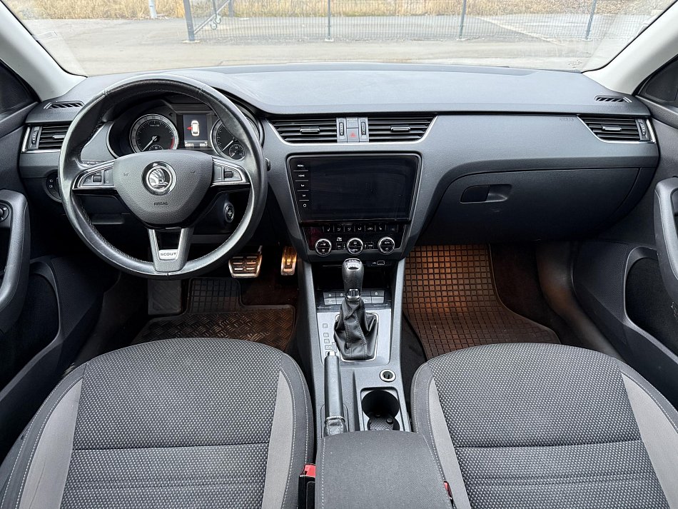 Škoda Octavia III 2.0TDi Scout 4x4