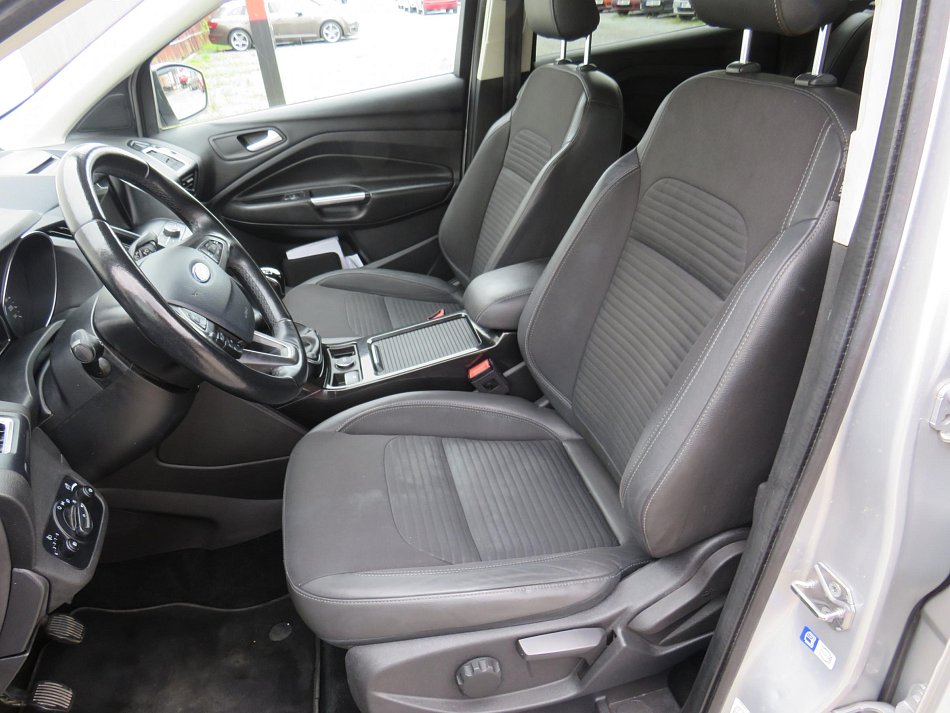 Ford Kuga 1.5 EB Trend