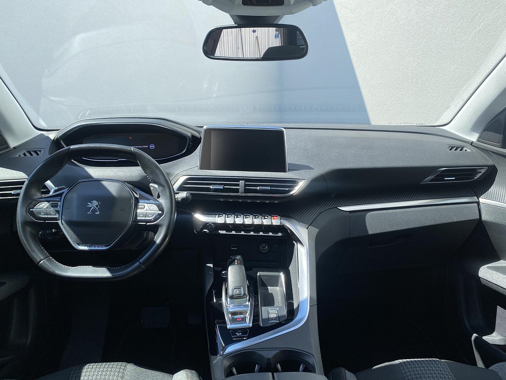 Peugeot 3008 1.2PT Allure