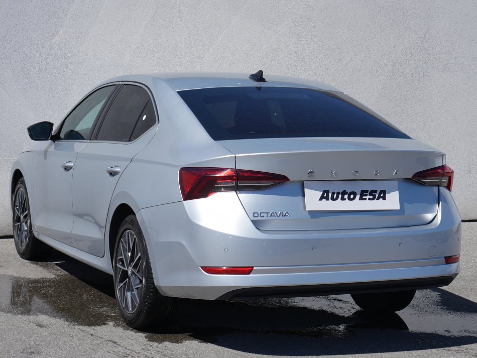 Škoda Octavia IV 1.5 TSi Style Plus