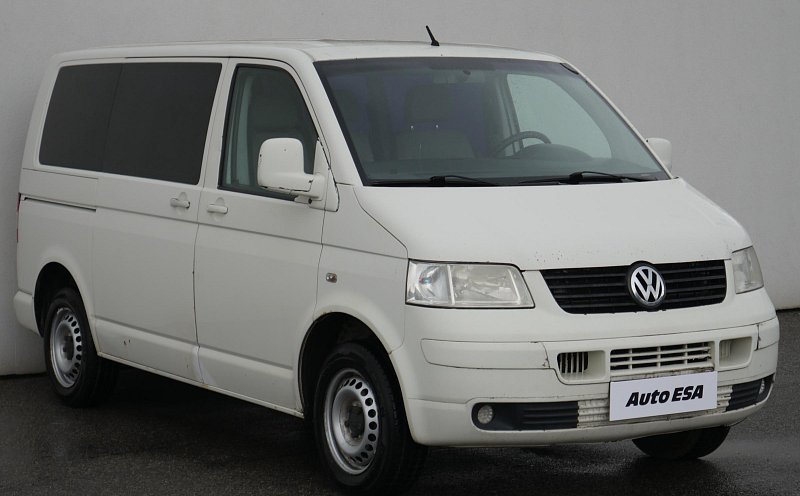 Volkswagen Transporter 2.5TDi  L2 9míst
