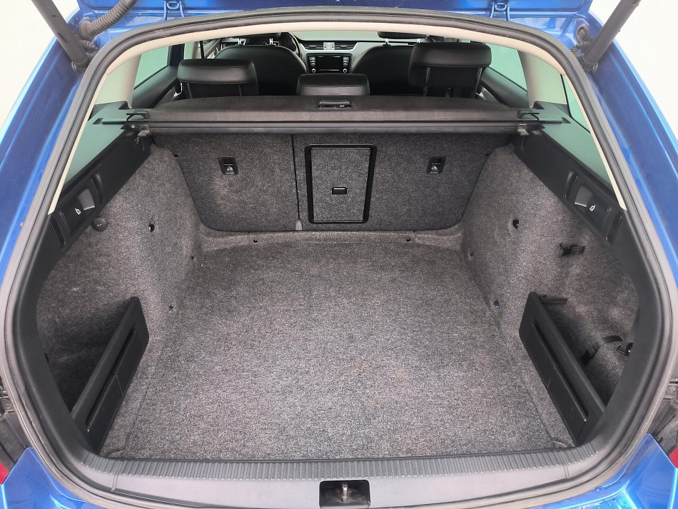 Škoda Octavia III 2.0 TDi Elegance