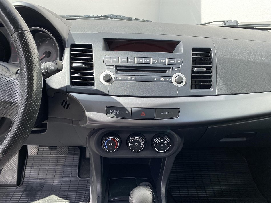 Mitsubishi Lancer 1.5i 