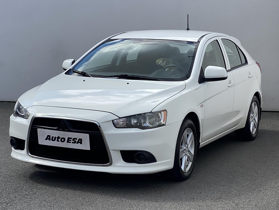 Mitsubishi Lancer 1.5i 