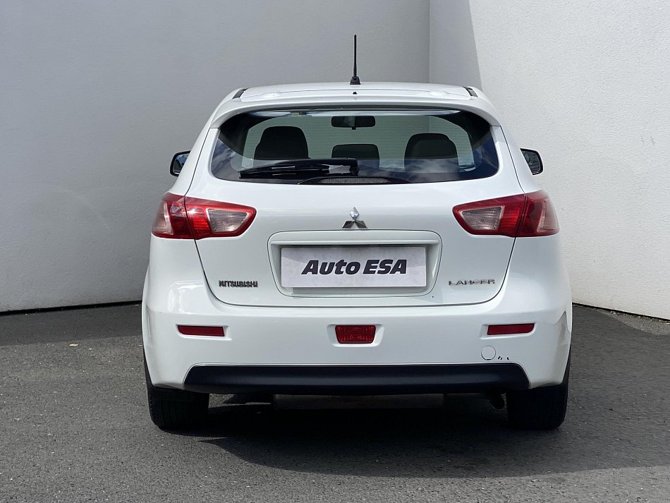 Mitsubishi Lancer 1.5i 