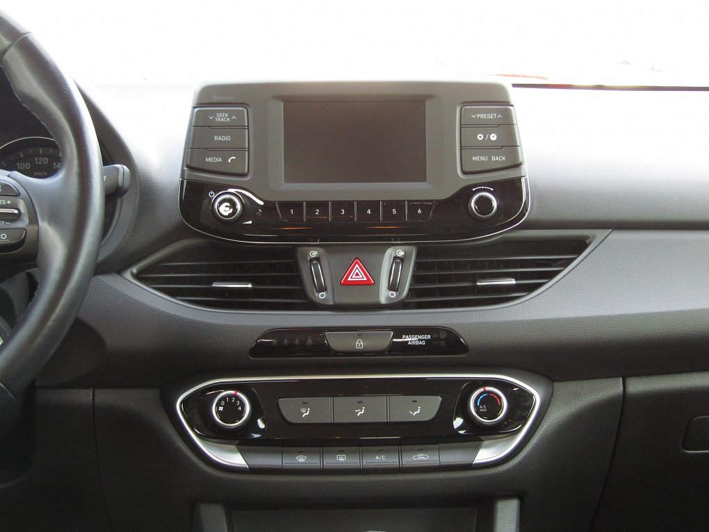 Hyundai I30 1.6 CRDi Trikolor Fastback