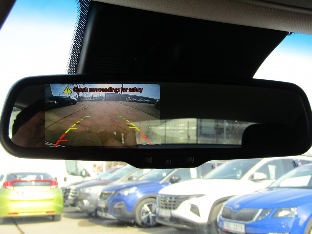 Hyundai I30 1.6 CRDi Trikolor Fastback