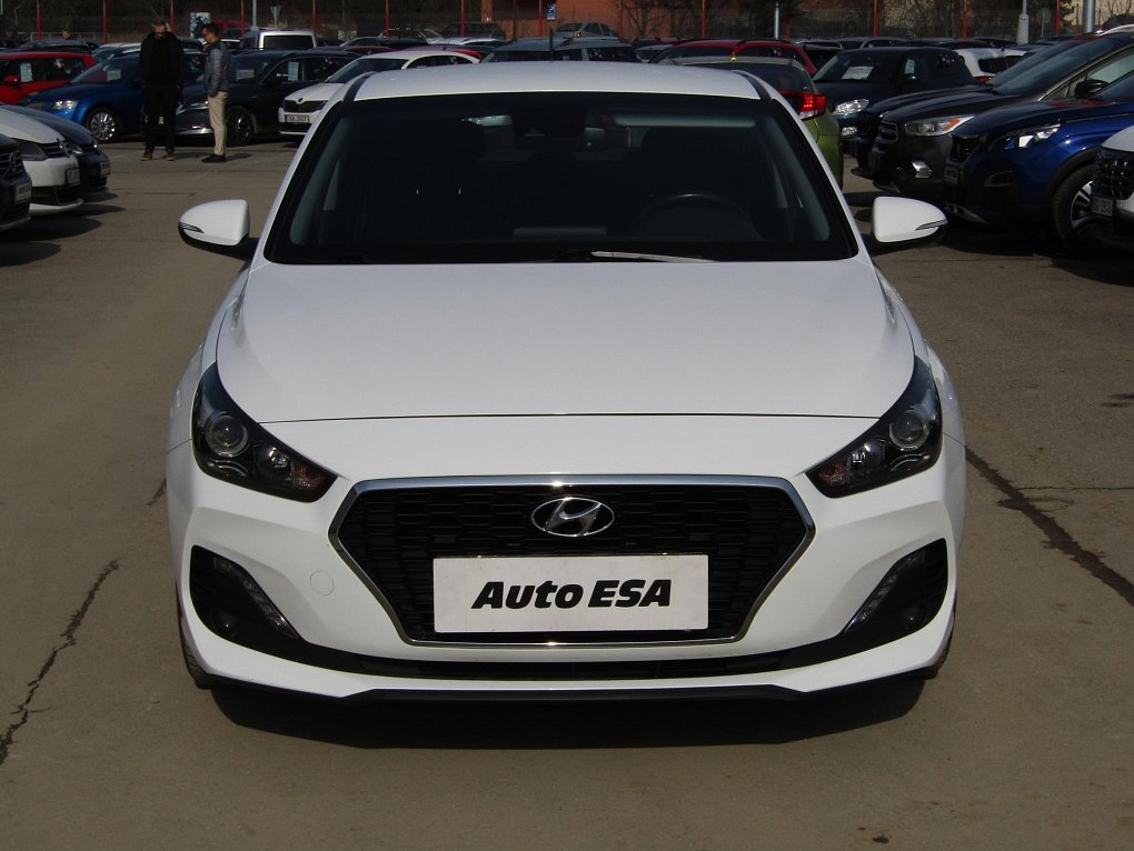Hyundai I30 1.6 CRDi Trikolor Fastback
