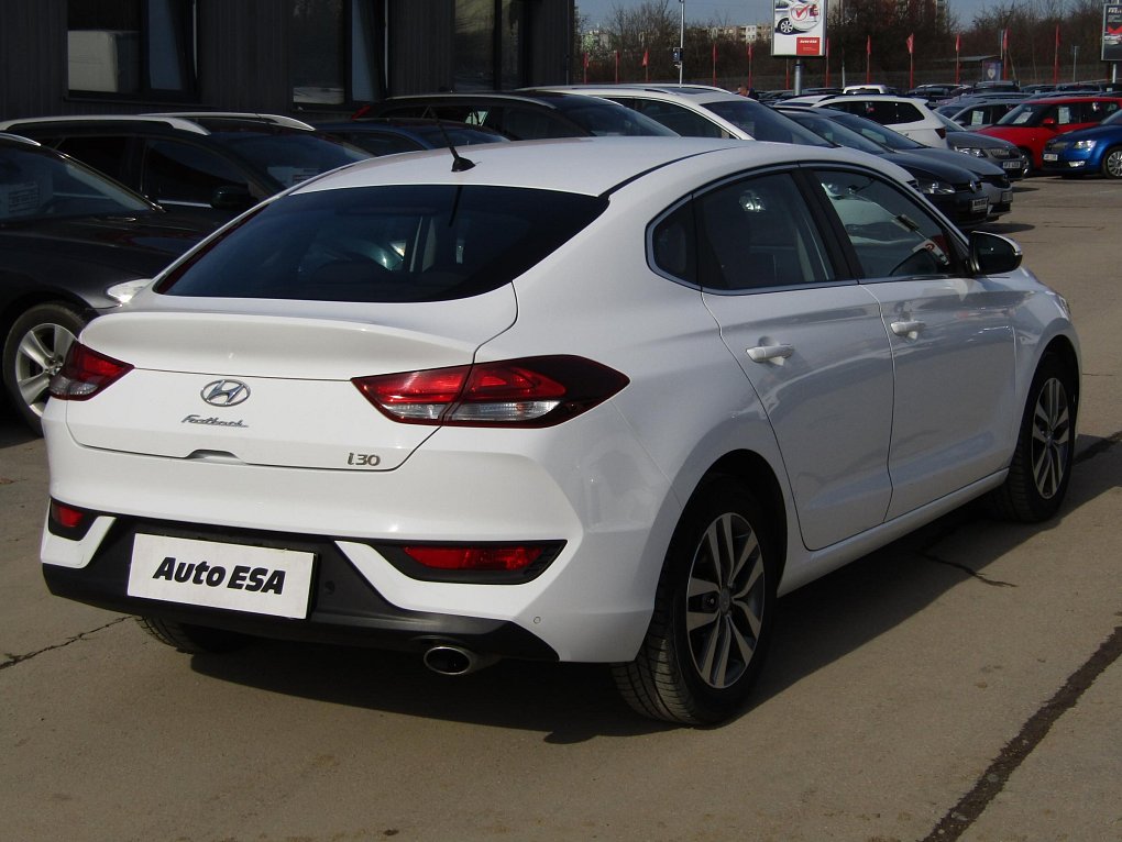 Hyundai I30 1.6 CRDi Trikolor Fastback
