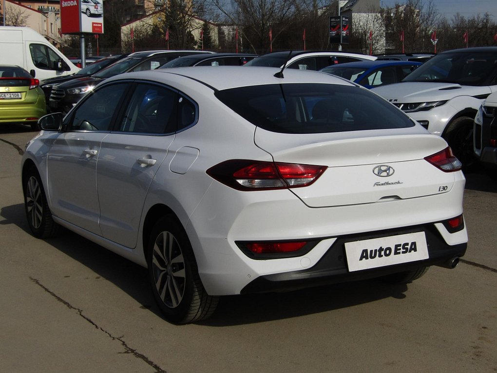 Hyundai I30 1.6 CRDi Trikolor Fastback