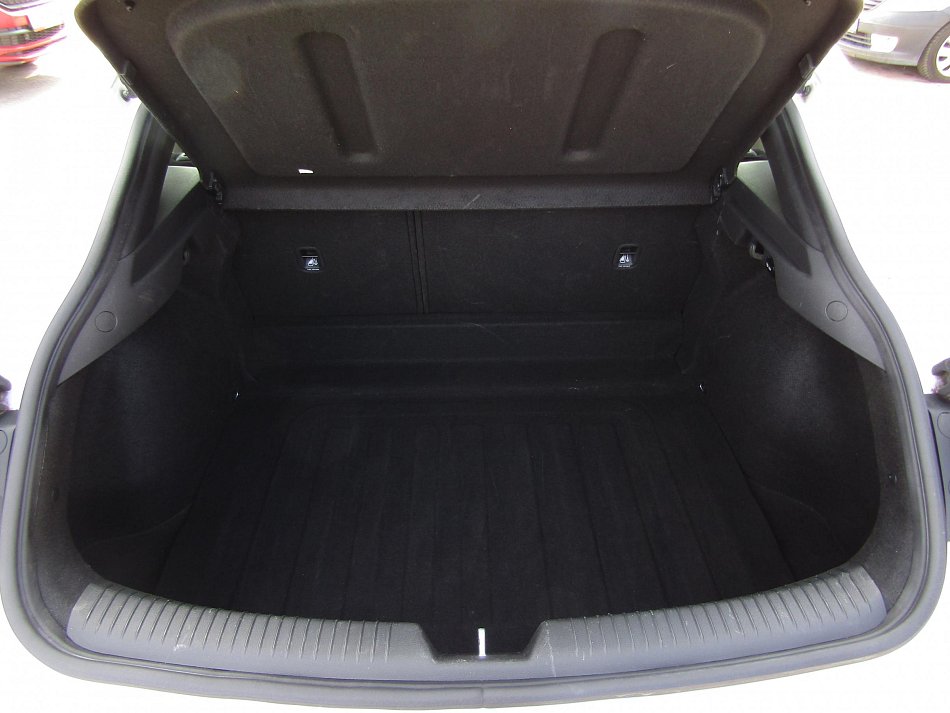 Hyundai I30 1.6 CRDi Trikolor Fastback