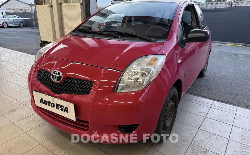 Toyota Yaris 1.0i 