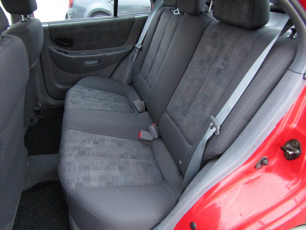 Hyundai Accent 1.4 i 