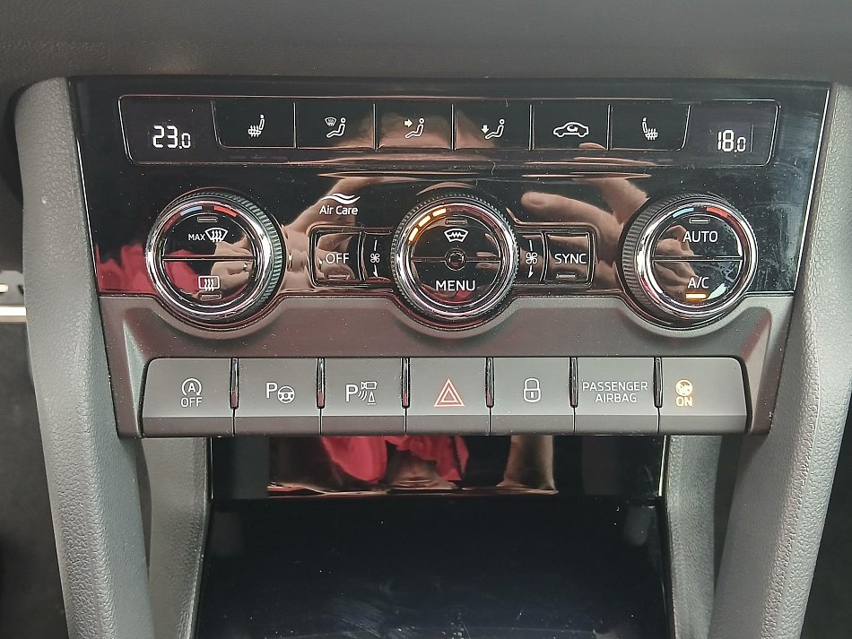 Škoda Karoq 1.5 TSi SportLine