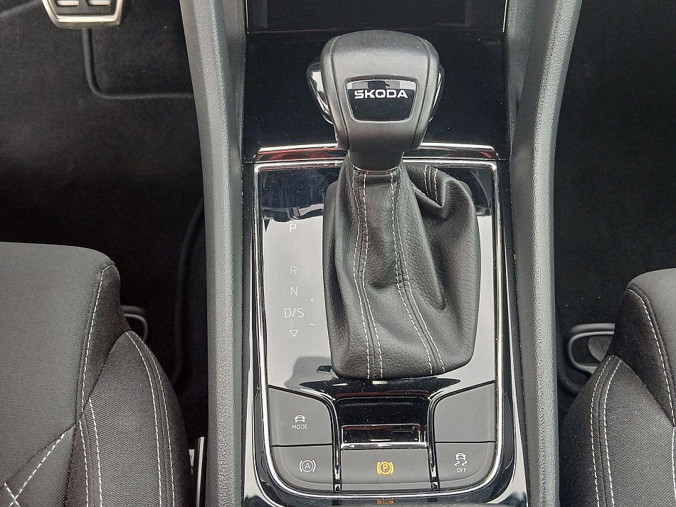 Škoda Karoq 1.5 TSi SportLine