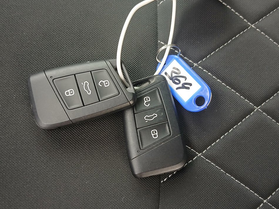 Škoda Karoq 1.5 TSi SportLine