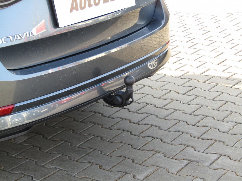 Škoda Octavia IV 2.0 TDi Style Plus