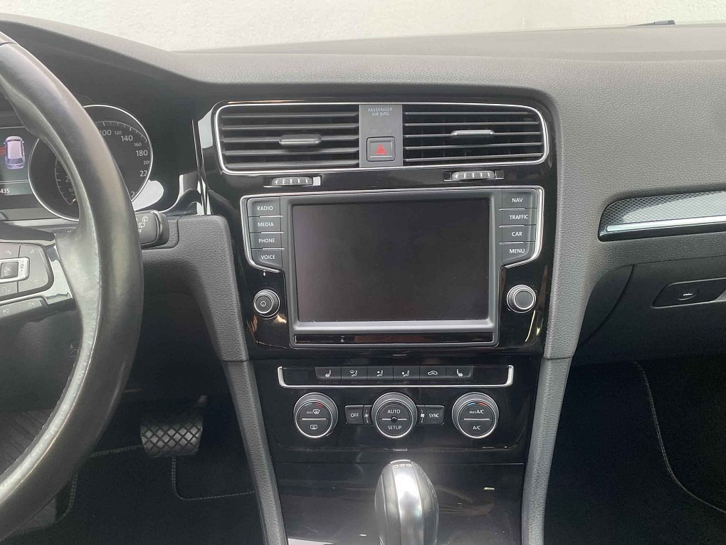 Volkswagen Golf 2.0 TDi Highline