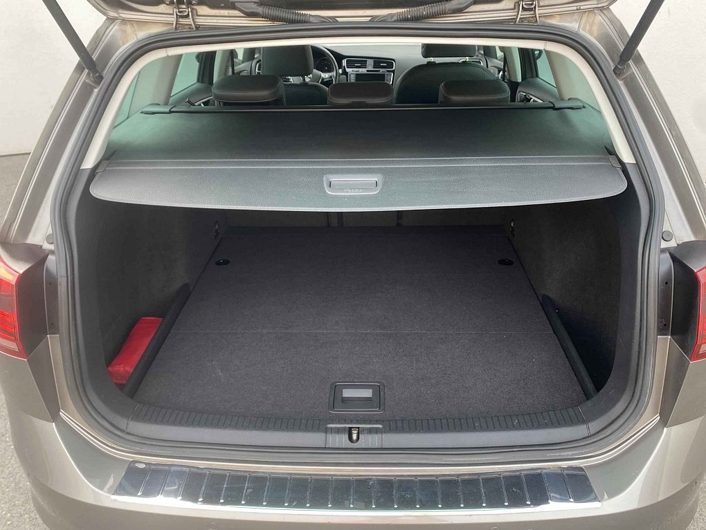 Volkswagen Golf 2.0 TDi Highline