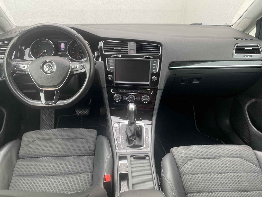 Volkswagen Golf 2.0 TDi Highline
