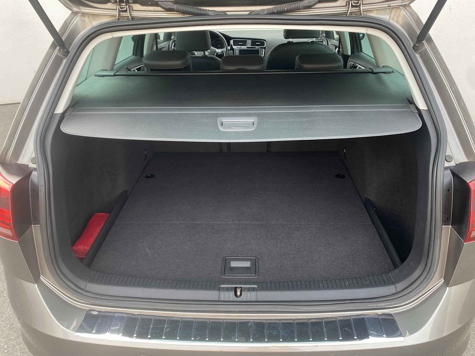 Volkswagen Golf 2.0 TDi Highline