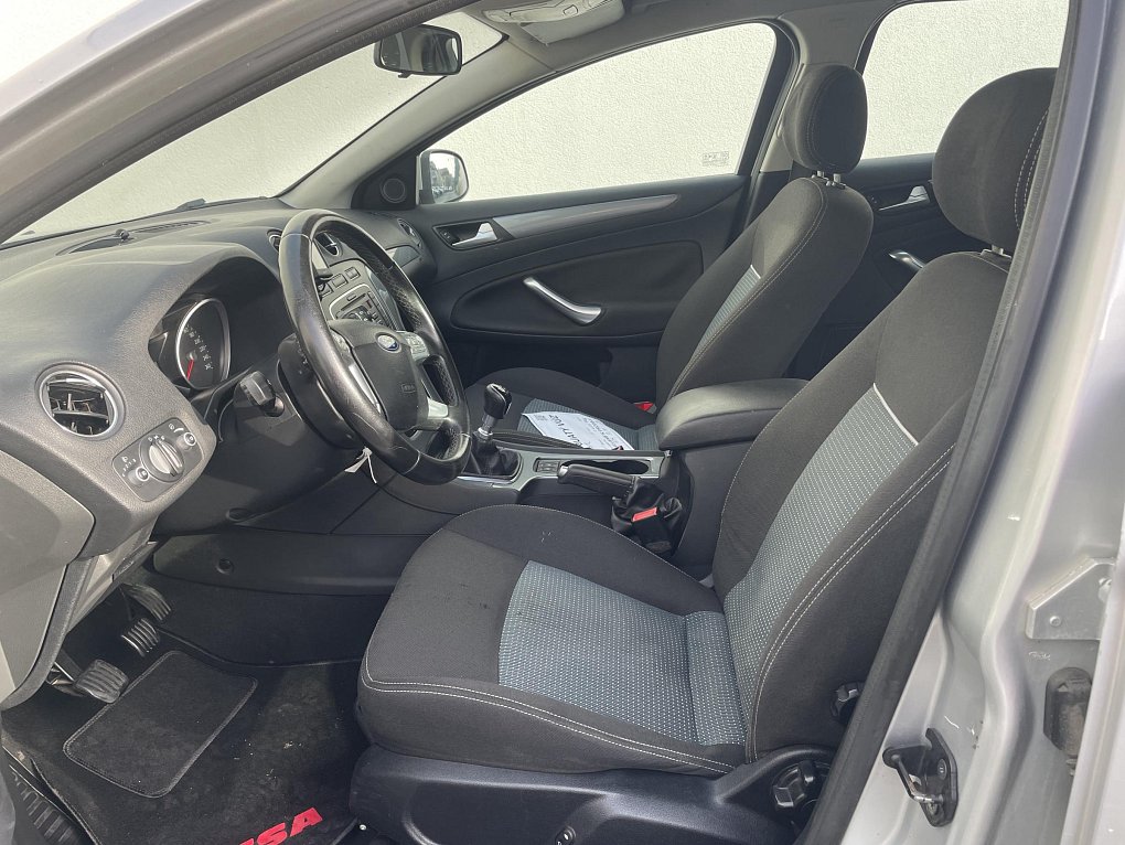 Ford Mondeo 2.0 TDCi 