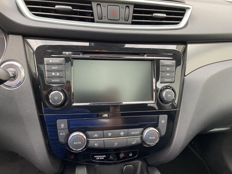 Nissan Qashqai 1.3 DiG-T N-Connecta