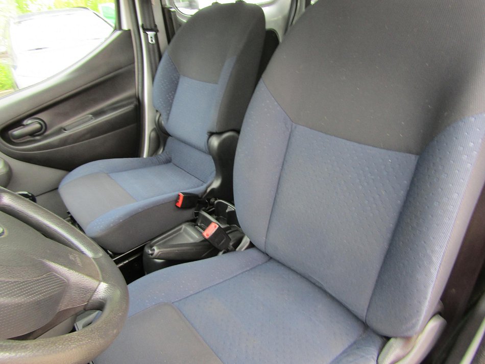 Nissan NV200 1.5dCi  5míst