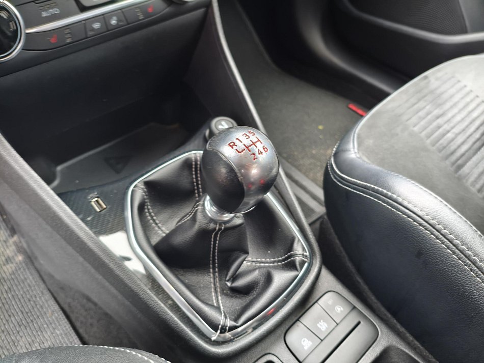 Ford Fiesta 1.5 EB ST